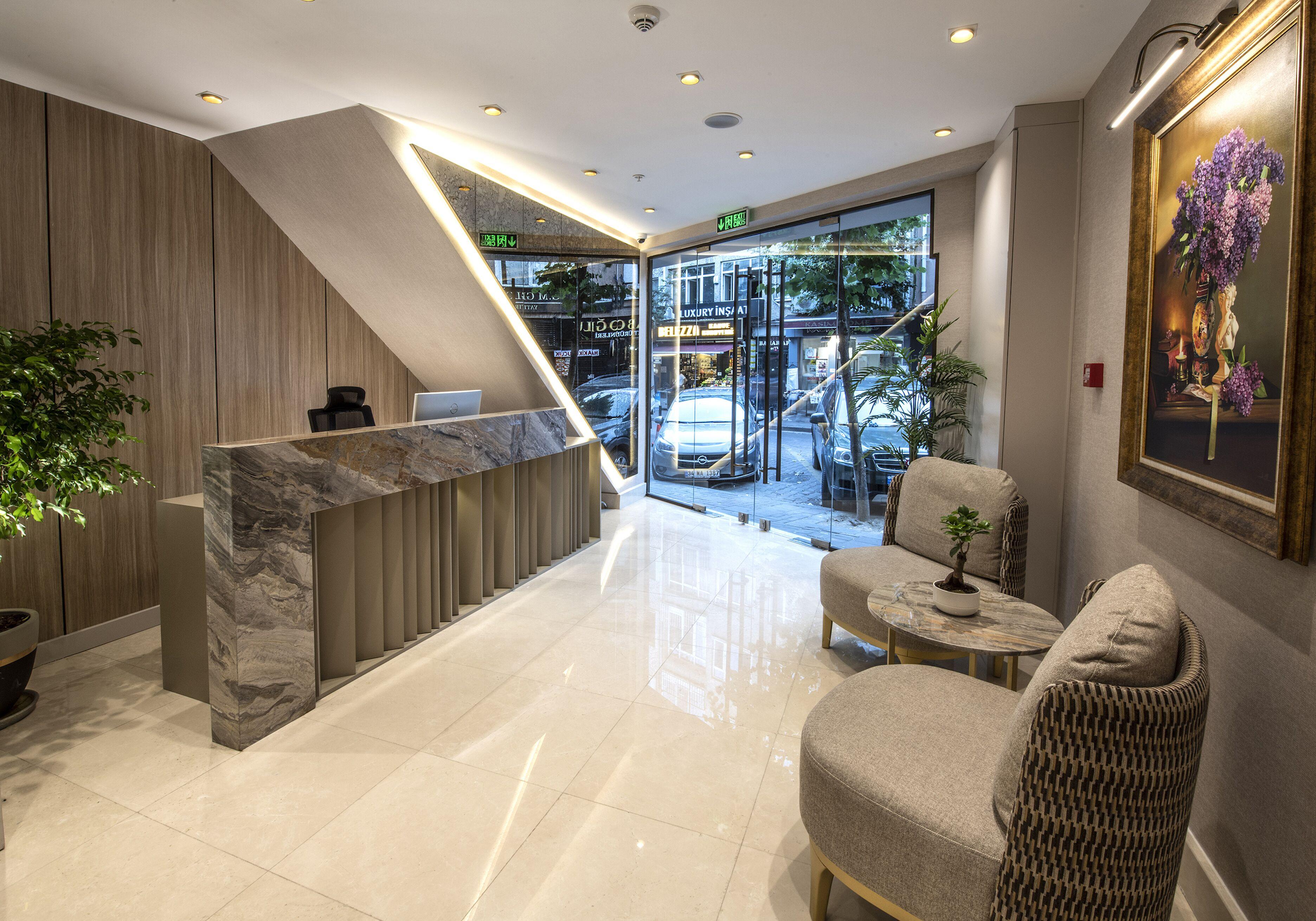 Valente Suites&Hotel — Photos 1